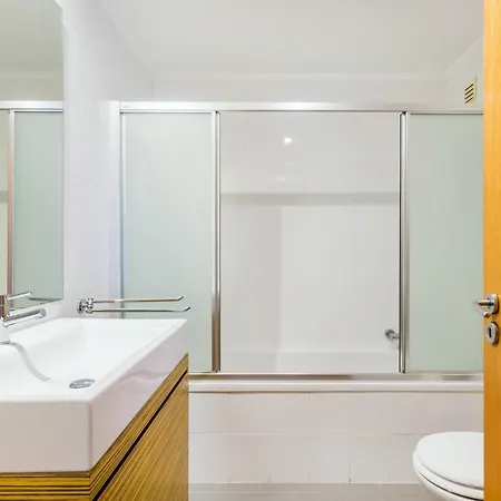 Enjoy Oceanos 96 Apartment